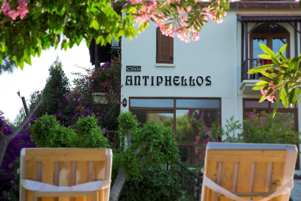 Club Antiphellos