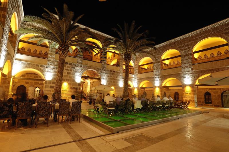 Çeşme Kanuni Kervansaray Hotel