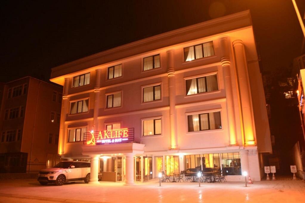 Ak Life Hotel & Suit