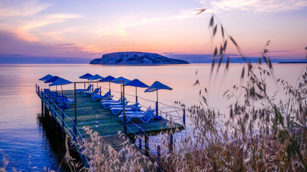 Karaburun Konak Otel