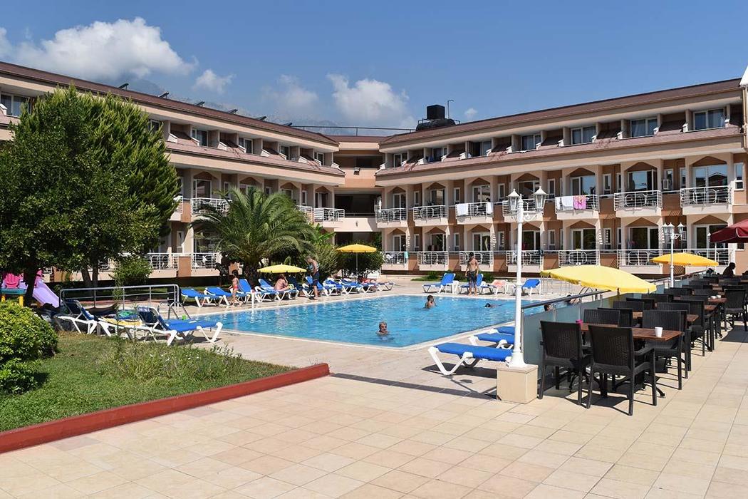 Ares Dream Hotel
