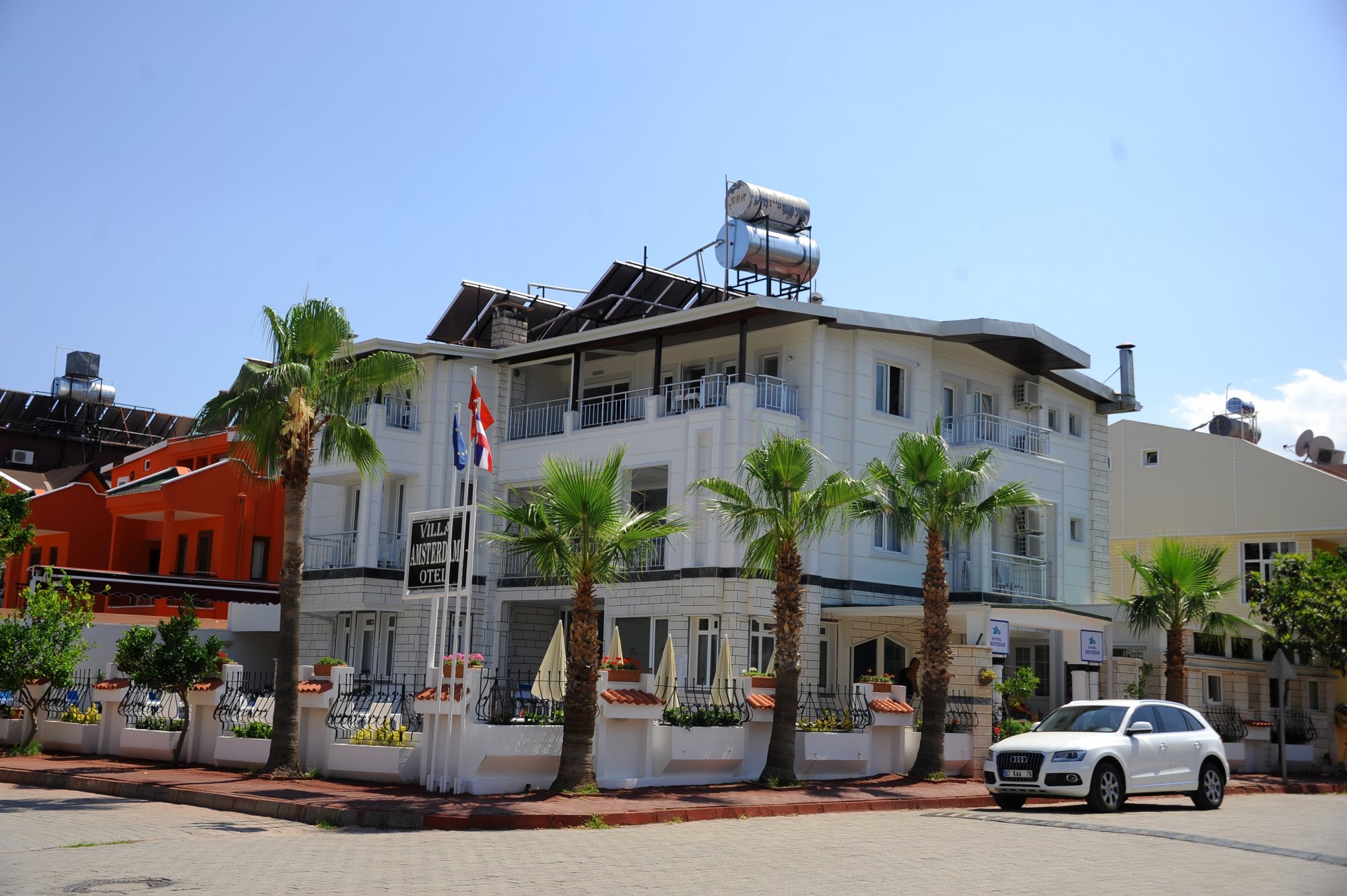 Amsterdam Otel & Suites