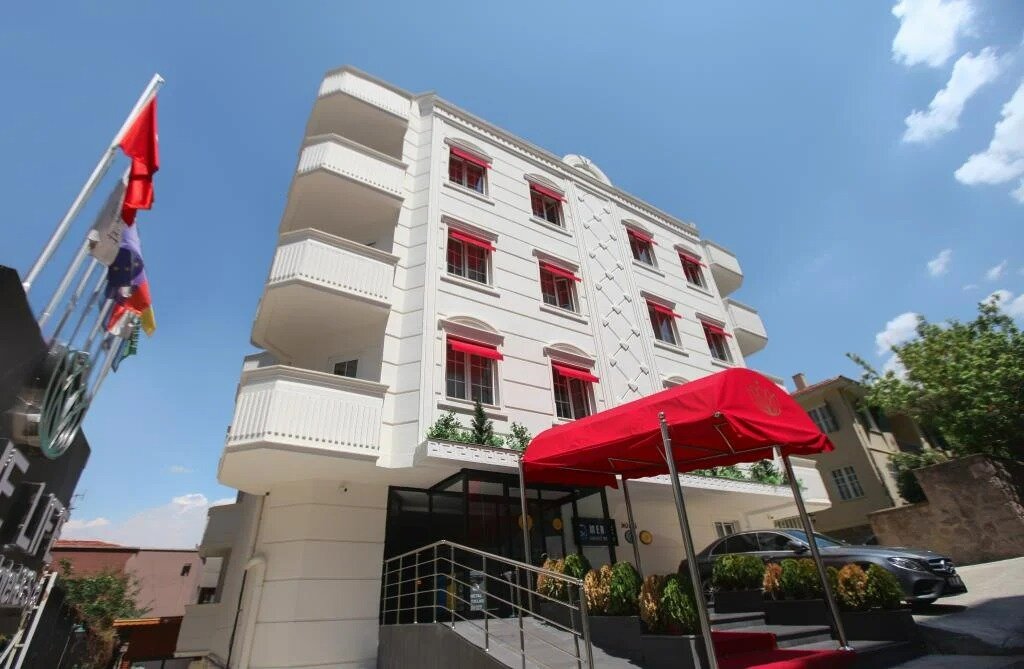 The Life Hotel & Spa