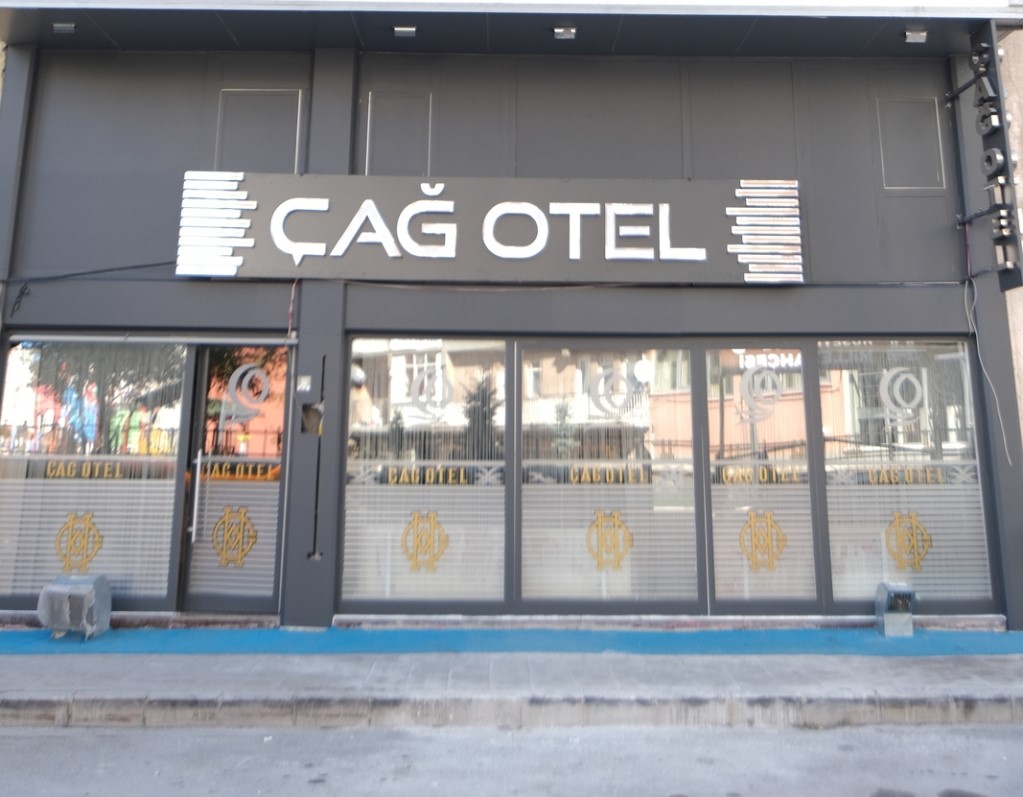 Çağ Otel
