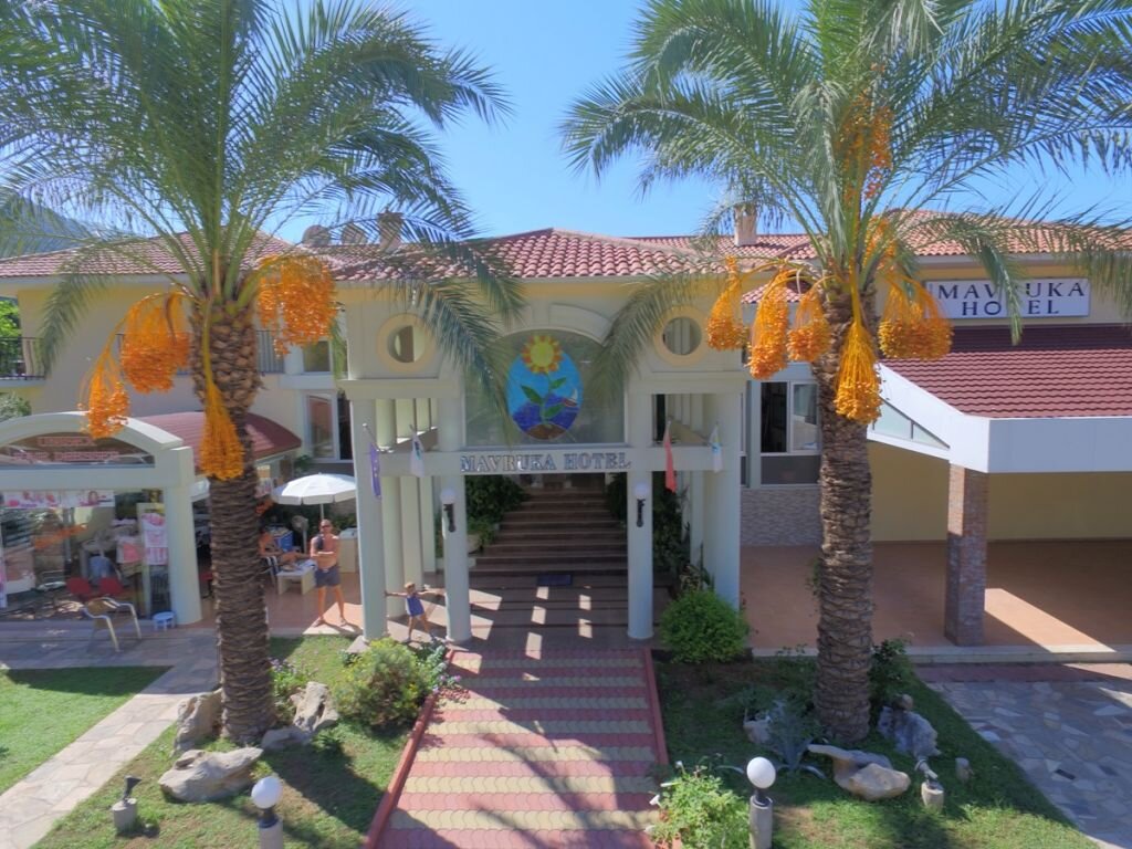 Mavruka Hotel