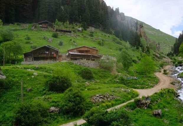 Uçaklı Karadeniz ve Batum Turu 4 Gece Otel Konaklamalı