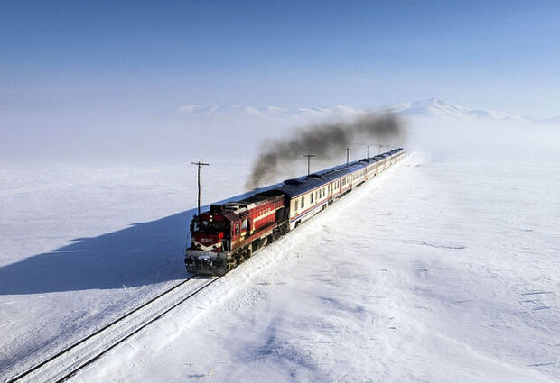 Antalya Çıkışlı Turistik Doğu Ekspresi Turu ( Trenle Gidiş – Uçakla Dönüş )