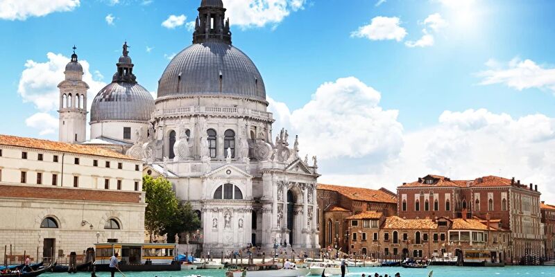 Klasik İtalya Turu Pegasus Hava Yolları 7 Gece 8 Gün