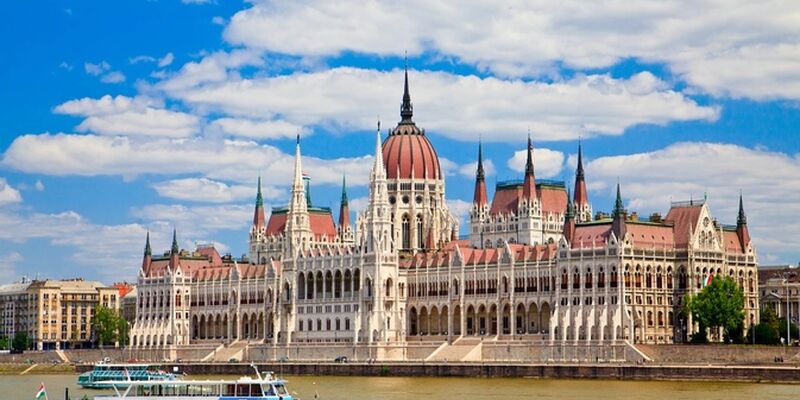 Budapeşte & Viyana & Prag Turu Pegasus Havayolları ile 7 Gece (BUD-PRG)