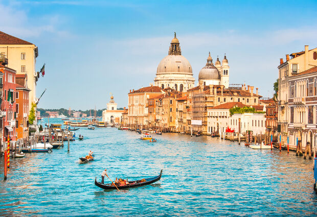 THY ile Büyük İtalya Turu 7 Gece 8 Gün (LJU-NAP)