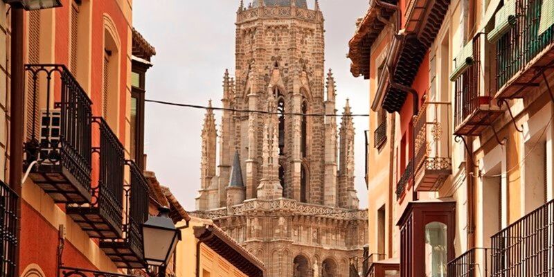 Pegasus Havayolları ile Mega Portekiz & Endülüs & İspanya Turu - 7 Gece