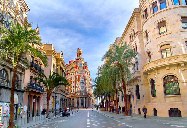 İspanya İkonları Promo Pegasus Havayolları ile 5 Gece