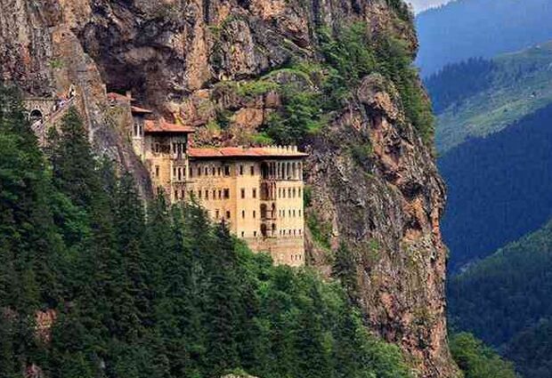 Kurban Bayramı Özel İzmir Çıkışlı Karadeniz Rüyası ve Batum Turu 5 Gece Otel Konaklamalı (Batum Turu Dahil)