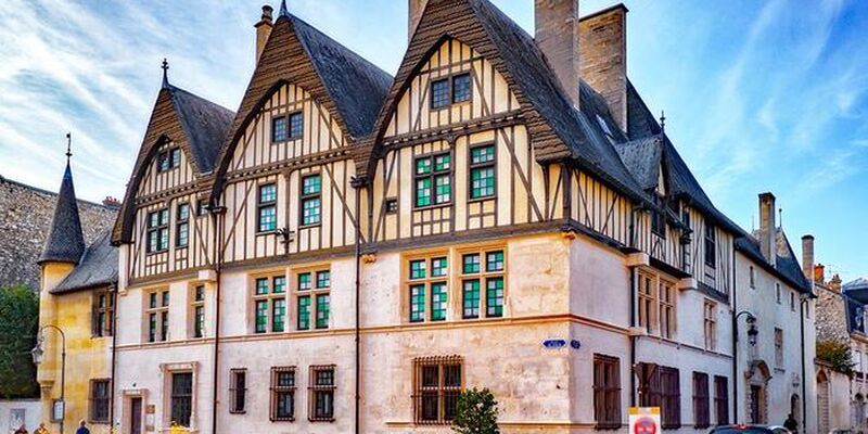 Sömestr Özel İzmir Hareketli Görkemli Paris ve İncileri Turu SunExpress Havayolları ile 3 Gece