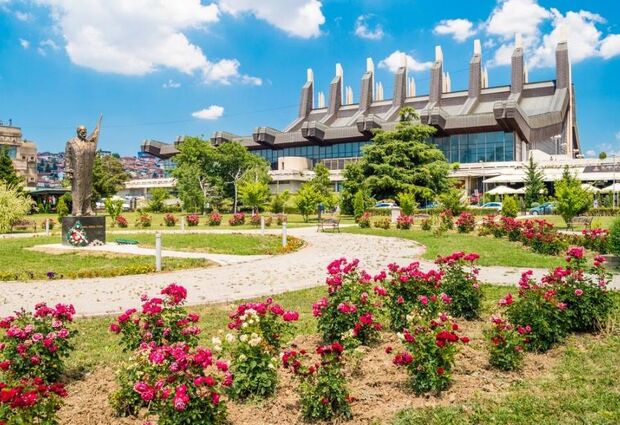 Kosovalı Büyük Balkanlar Turu AJet İle Extra Turlar ve Akşam Yemekleri Dahil BEG-SKP