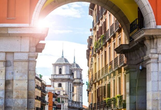 Giresun Hareketli Madrid Turu Ajet Havayolları İle 3 Gece Promosyon