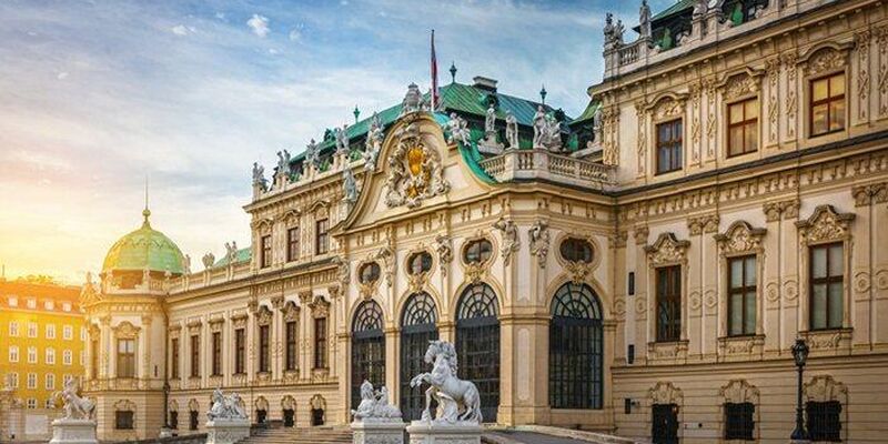 İzmir Çıkışlı Görkemli Orta Avrupa Turu Sömestir Özel 7 Gece 8 Gün