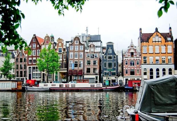 İstanbul dan THY ile Amsterdam - Brüksel Turu 4 Gece 5 Gün (CGN-BRU)