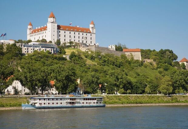 İzmir'den Direkt Sefer ile Büyük Orta Avrupa ve Hallstatt Turu Rotası