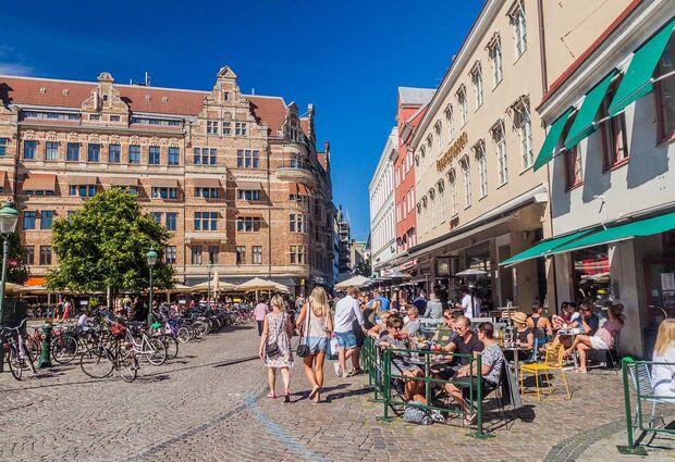 Dolu Dolu İskandinav Üçlüsü Turu Danimarka & Norveç & İsveç Rotası V4