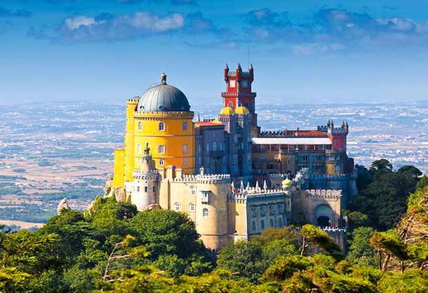 İzmir'den Direkt Sefer ile Bayram Özel Tarih ve Keşiflerin Diyarı Portekiz Turu Rotası