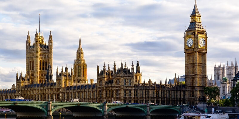 İzmir Çıkışlı  SunExpress Havayolları ile Kraliyet Tacı Londra 3 Gece