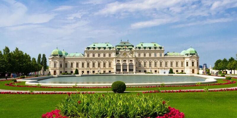 Otobüslü Orta Avrupa Rotası 7 Gece 9 Gün