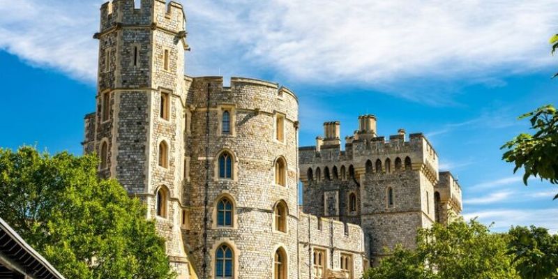 SunExpress Havayolları ile İzmir Çıkışlı Masal Köyleri ve Kraliyet Tacı Londra Turu - 3 Gece - 2026 Dönemi - (LGW-LGW)