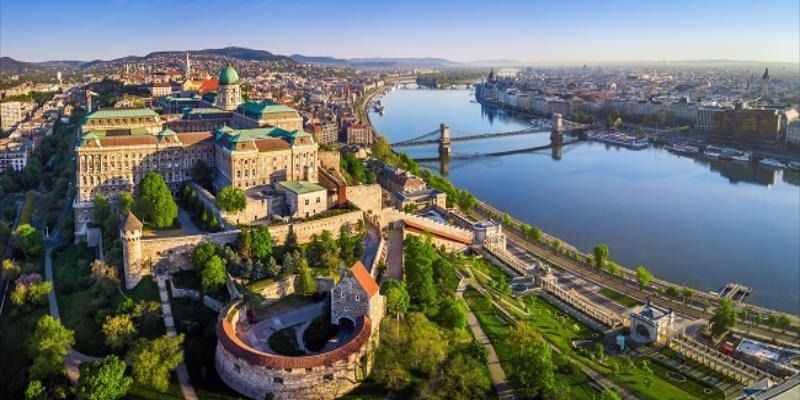 Antalya Çıkışlı Orta Avrupa Yıldızları Polonya & Avusturya & Çekya Turu Rotası V2