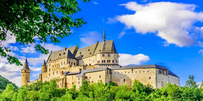 Benelüx & Paris Turu (CRL-CRL) - 2026 - 7 Gece 8 Gün