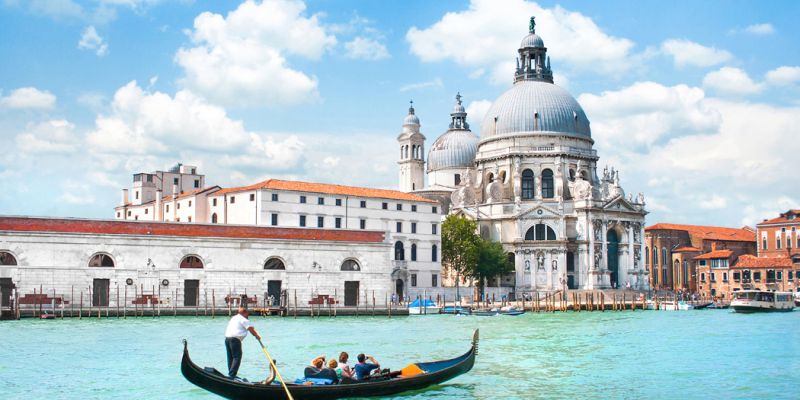 Ekspress Büyük İtalya Turu - AJet Havayolları ile - 5 Gece 6 Gün - Promosyon (Roma-Bergamo)