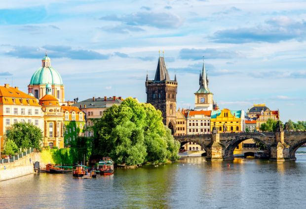 İmparatorlukların İzinde Orta Avrupa Turu - AJet Hy ile - 7 Gece 8 Gün - 2026 (BUD-PRG)