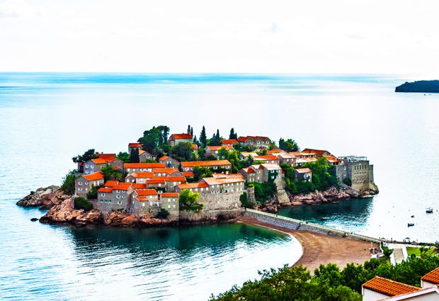 Sabiha Gökçen'den Pegasus ile Budva Turu 4 Gece 5 Gün