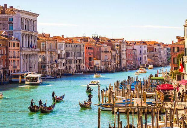 İstanbul Kalkışlı Büyük İtalya & Yunanistan & Balkan Turu