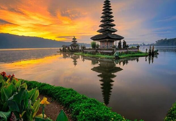 Dolu Dolu Kuala Lumpur & Singapur & Bali Turu Rotası