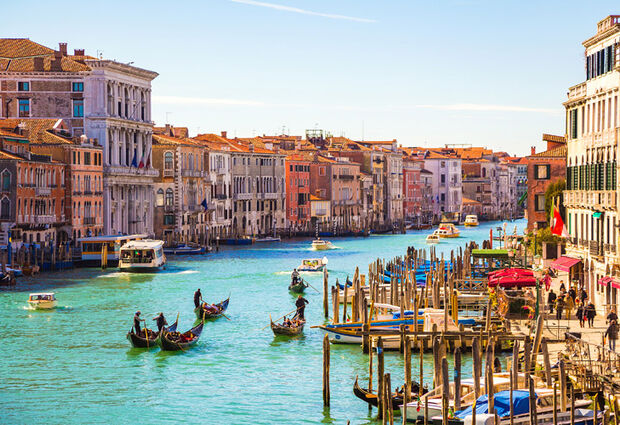 İstanbul Kalkışlı Büyük İtalya & Yunanistan Balkan Turu | Tüm Turlar Dahil 7 Gece