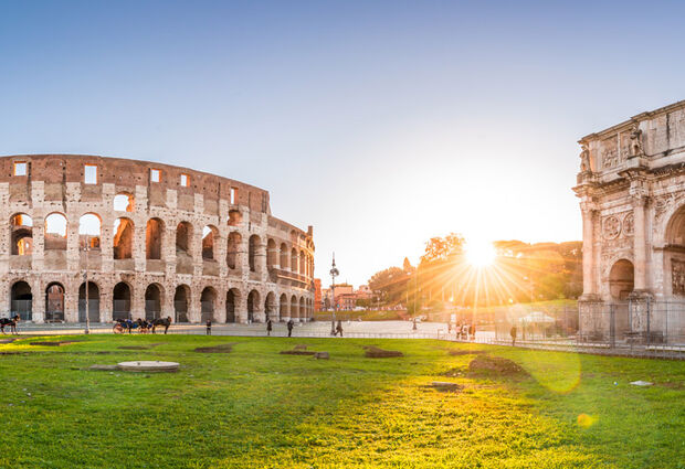 İstanbul Kalkışlı Büyük İtalya & Yunanistan & Balkan Turu