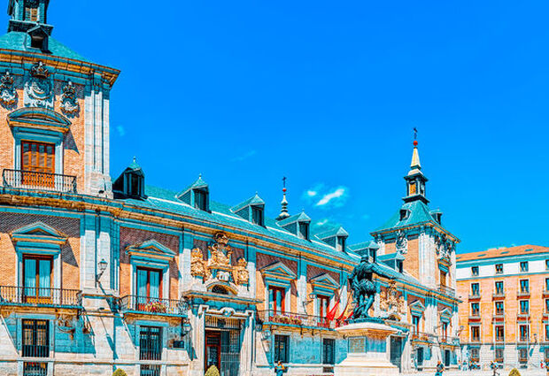 Büyük İspanya Turu Pegasus Havayolları ile - 7 Gece 8 Gün Kış Dönemi - MAD-BCN