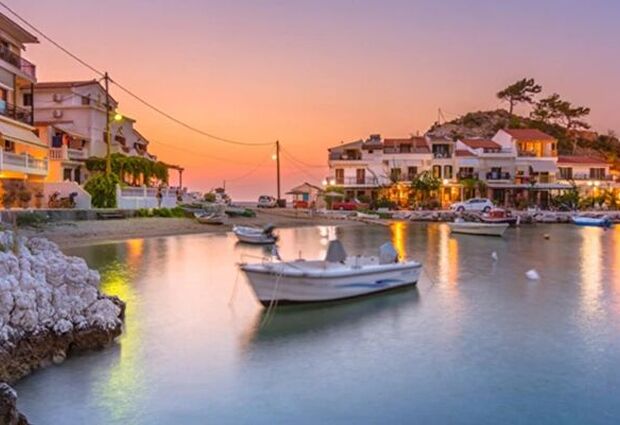 Selectum Blu İle Yunan Adaları 3 Gece 4 Gün Çeşme Hareketli