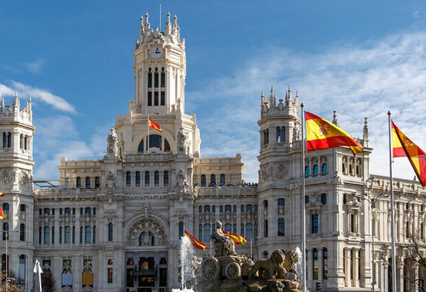Ankara’dan Direk Dolu Dolu İspanya & Endülüs Turu