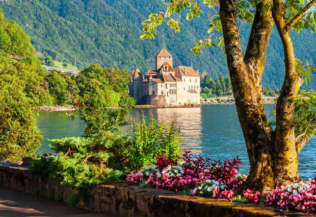 Bernina Express ile Bir Avrupa Masalı Turu  Pegasus Havayolları ile 7 Gece