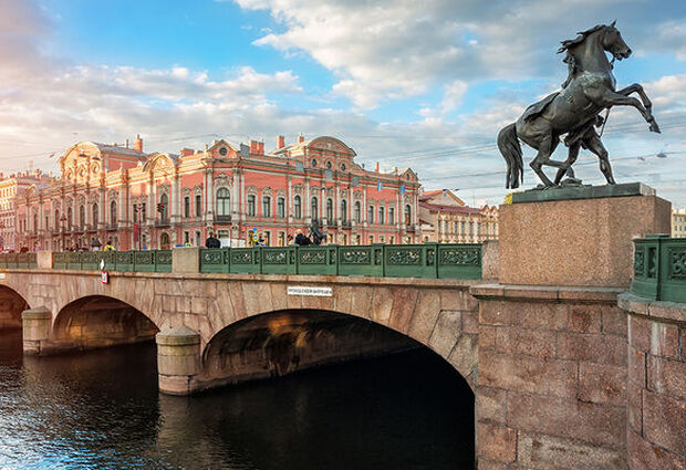 Kral & Kraliçe: St. Petersburg & Moskova Turu - 2026 - (LED-VKO)