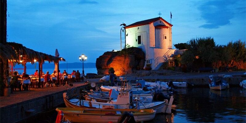 Dikili Hareketli Midilli Adası Turu (2 Gece 3 Gün)