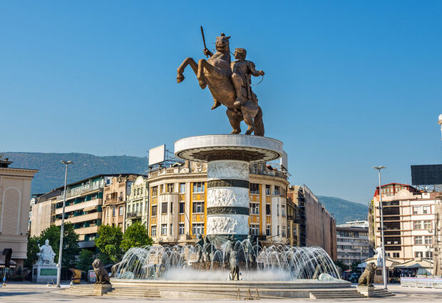 Adana Çıkışlı Kosovalı Büyük Balkanlar Turu (AJet ile) (Extra Turlar ve Akşam Yemekleri Dahil) (SKP-BEG)