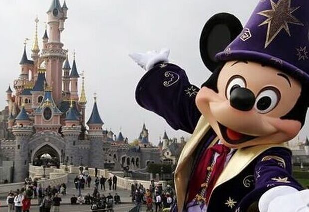 İstanbul dan Air France ile Paris - Disneyland Turu 4 Gece 5 Gün