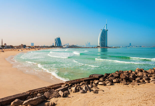 Ajet ile Çölün Ortasındaki Vaha Dubai Şehir Turu