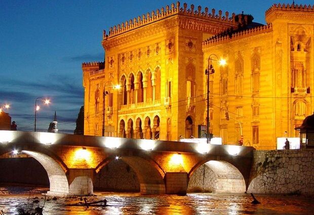 İstanbul Hareketli Büyük Balkan Turu - 9 Günde 9 Ülke (Tüm Turlar, Akşam Yemekleri ve Balkan Geceleri Dahil)