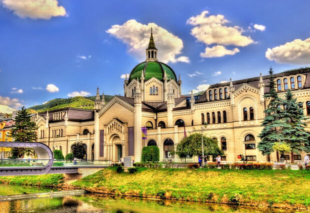 5 Ülke Balkan Rotası Turu  7 Gece 8 Gün