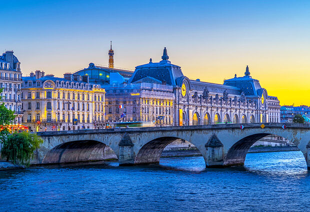 Antalya dan SunExpress ile Benelüks - Paris - Almanya Turu 7 Gece 8 Gün 