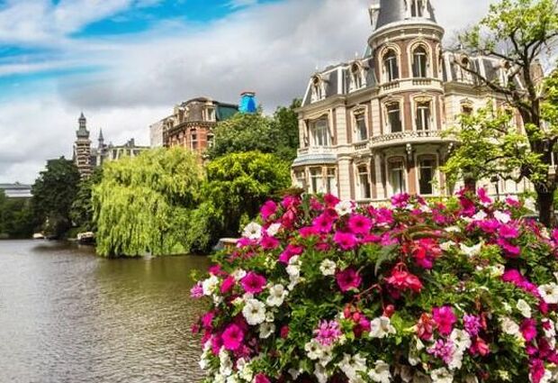 Fırsat Büyük Benelüx & Paris & Almanya Turu Ajet Havayolları ile 